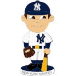 NEW YORK YANKEES BOBBLEHEAD PIN