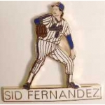 NEW YORK METS SID FERNANDEZ ACTION SIGNATURE BAR PIN